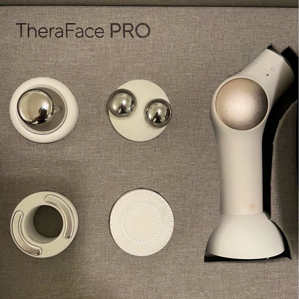 Theraface PRO by Therabody - INCLUDES HOT AND COLD RINGS